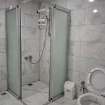 Affittacamere Antalyanin Kalbinde Terasli Odalar *