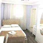 Antalyanin Kalbinde Terasli Odalar