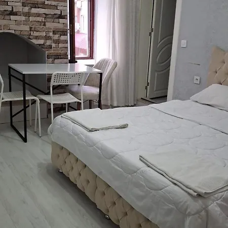 Antalyanin Kalbinde Terasli Odalar Maison d'hôtes Antalya
