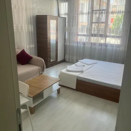 Antalyanin Kalbinde Terasli Odalar Vendégház