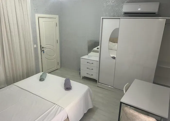 Antalyanin Kalbinde Terasli Odalar Antalya