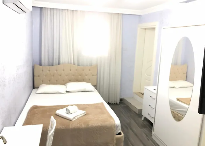 Antalyanin Kalbinde Terasli Odalar