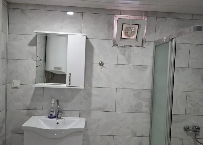 Antalyanin Kalbinde Terasli Odalar Gæstehus *